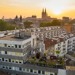 Hostel Koeln ** Cologne