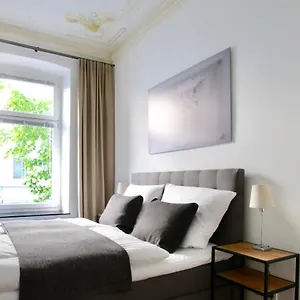 Apartment Arthouse Am Eigelstein, Köln