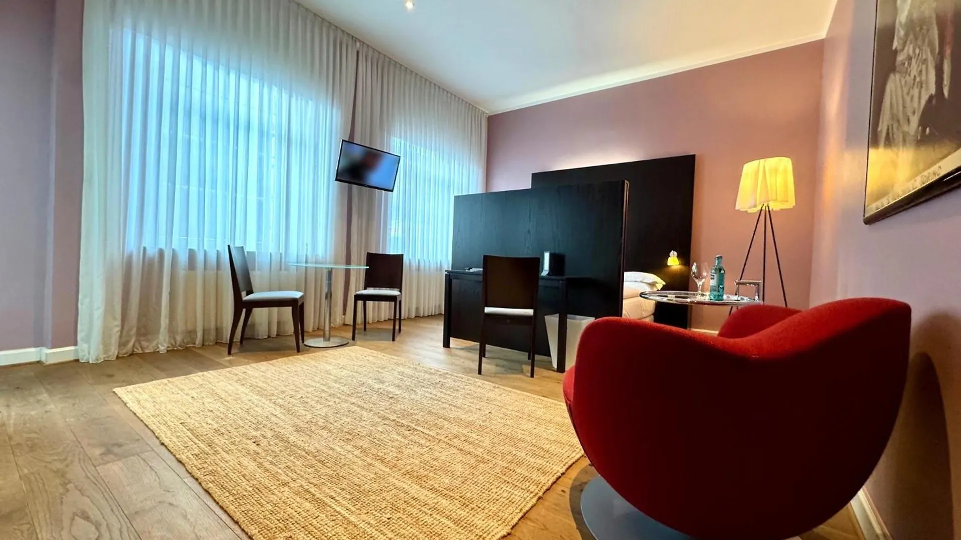 The New Yorker Hotel Köln-Messe